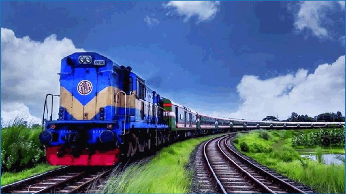 ঈদে ট্রেনযাত্রার অগ্রিম টিকিট বিক্রি শুরু