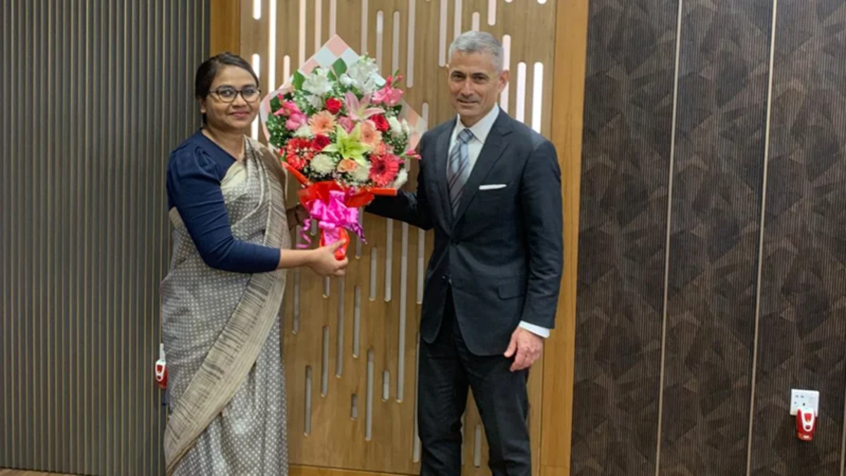 কৌশলগত সম্পর্ক জোরদারে ঢাকায় মার্কিন দূত