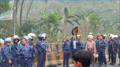 সীতাকুণ্ডে ৪ হাজার সদস্যের যৌথ বাহিনীর অভিযান