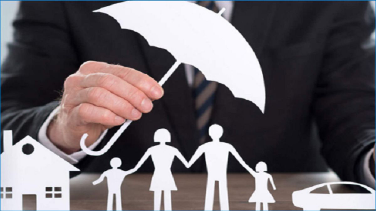 নিয়ন্ত্রকহীন বীমা খাতে সব কোম্পানি অবৈধ!