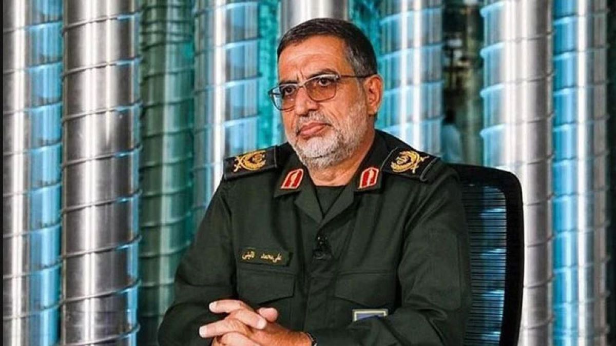 ইসরায়েল-যুক্তরাষ্ট্রের হামলায় আইআরজিসি মুখপাত্র নায়িনি নিহত