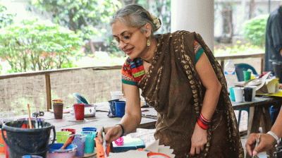 ভিন্ন রূপে অভিনেত্রী-চিত্রশিল্পী বিপাশা হায়াত