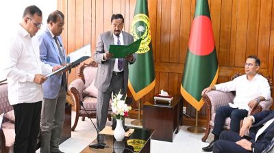 নবনির্বাচিত দুই এমপির শপথগ্রহণ