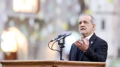 যুক্তরাষ্ট্র ‘স্বৈরতন্ত্র’ নীতি বদলালেই চুক্তির পথ খুলবে: পেজেশকিয়ান