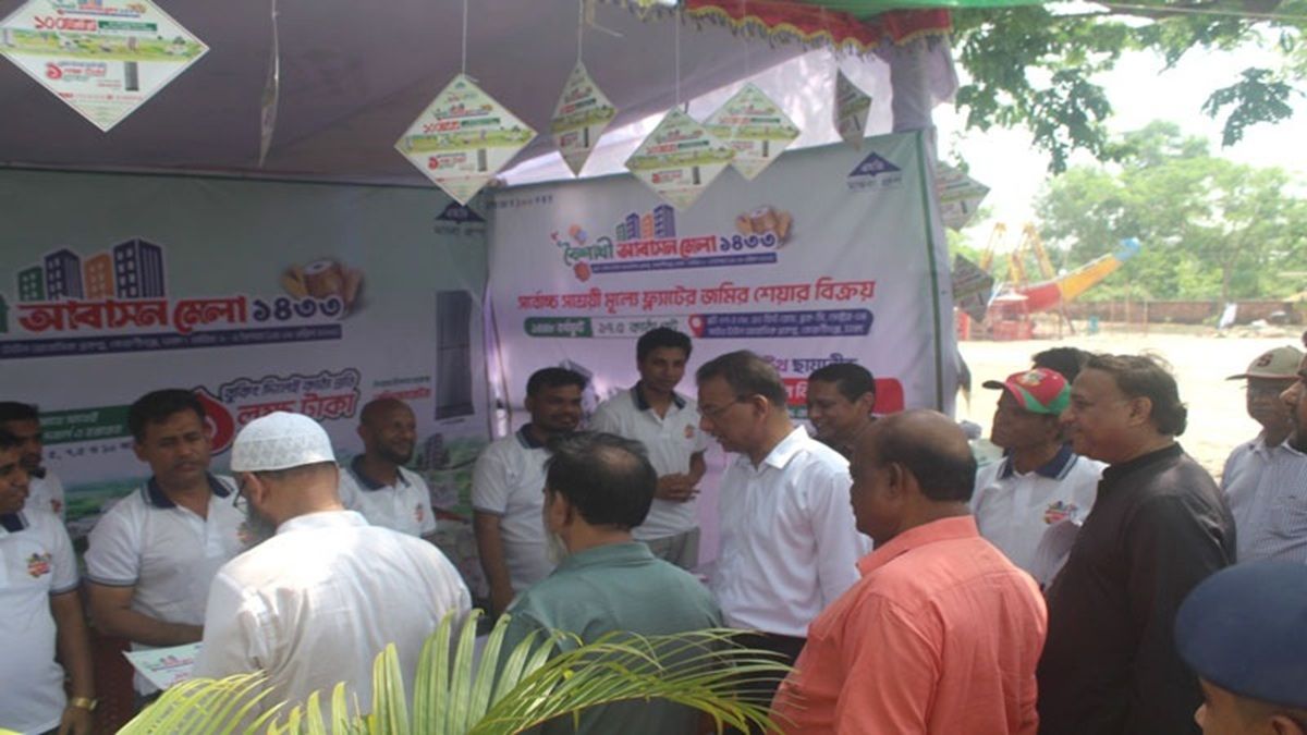 কেরানীগঞ্জে জমে উঠেছে বিডিসির ৫ দিনব্যাপী বৈশাখী আবাসন মেলা