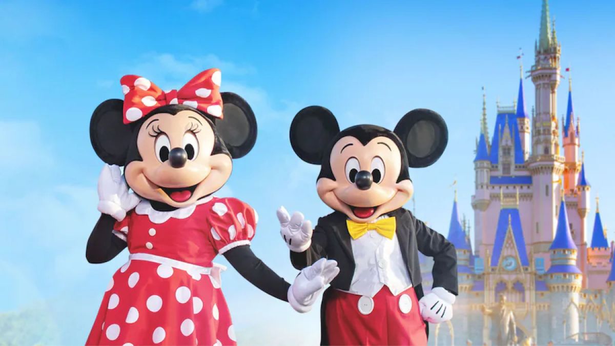 ব্যয় সংকোচন করতে ডিজনিতে কর্মী ছাঁটাইয়ের ঘোষণা