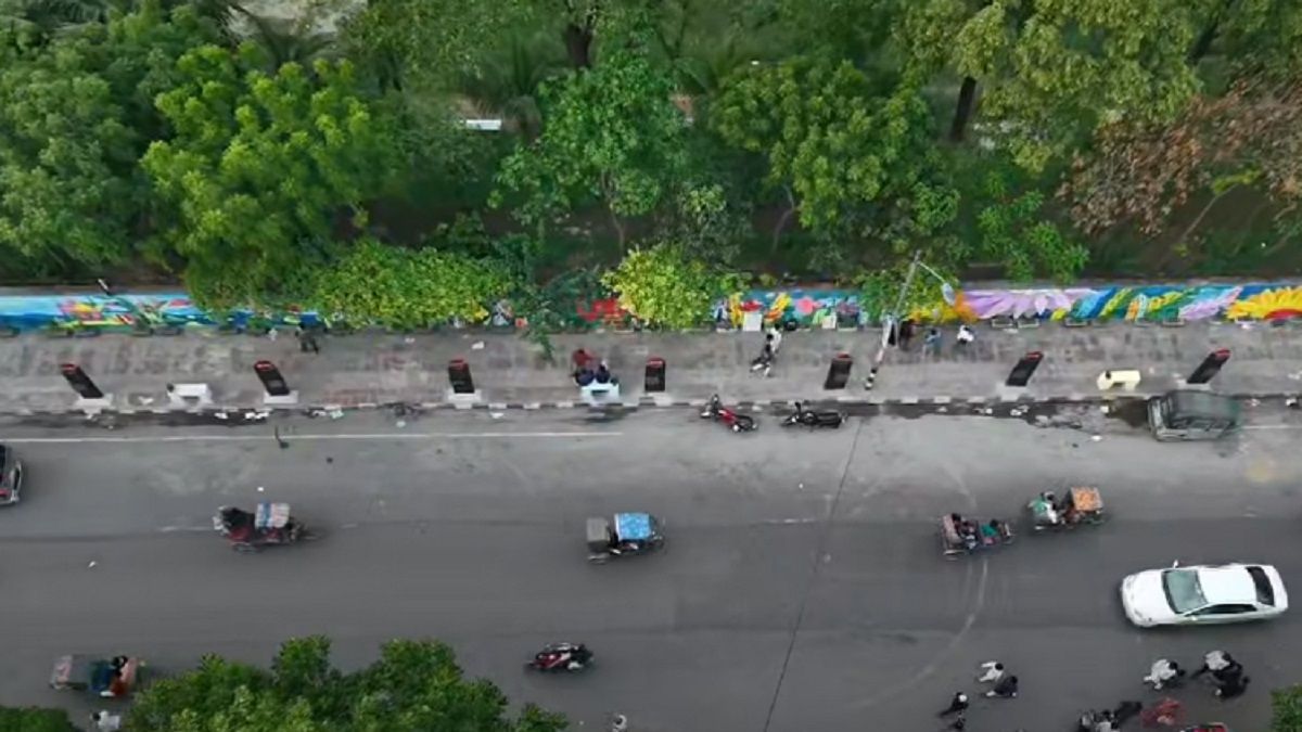 নান্দনিক রূপ ফিরে পেয়েছে ঢাকা মেডিকেলের ফুটপাত