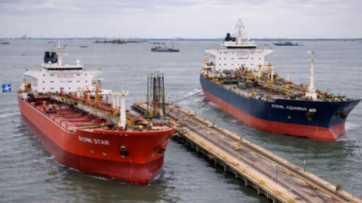 বিপুল জ্বালানি নিয়ে বন্দরে আরও তিন জাহাজ