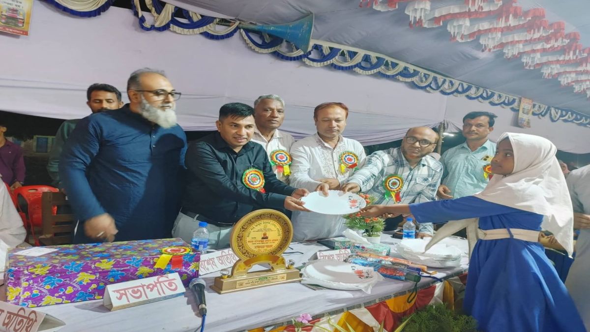 হযরত শাহ্ আব্দুল মালেক (রাহ.) একাডেমীতে   ক্রীড়া অনুষ্ঠান