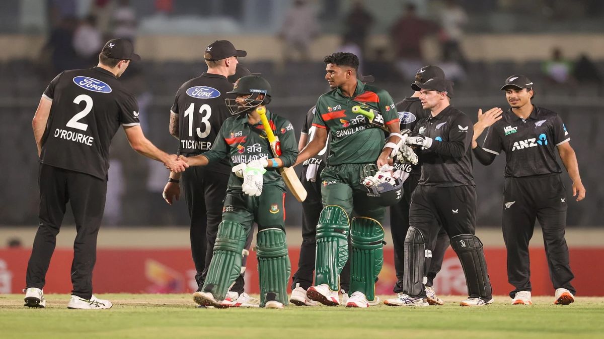 মিরপুরে ব্যাটিং বিপর্যয়: ‘অনভিজ্ঞ’ কিউইদের কাছে বিধ্বস্ত বাংলাদেশ