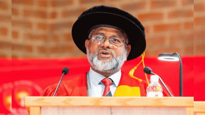 দ. আফ্রিকায় সমাবর্তন বক্তা হলেন ইস্টার্ন ইউনিভার্সিটির উপাচার্য