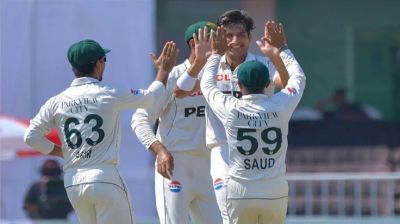 বাংলাদেশ সফরে পাকিস্তানের টেস্ট দলে চার নতুন মুখ