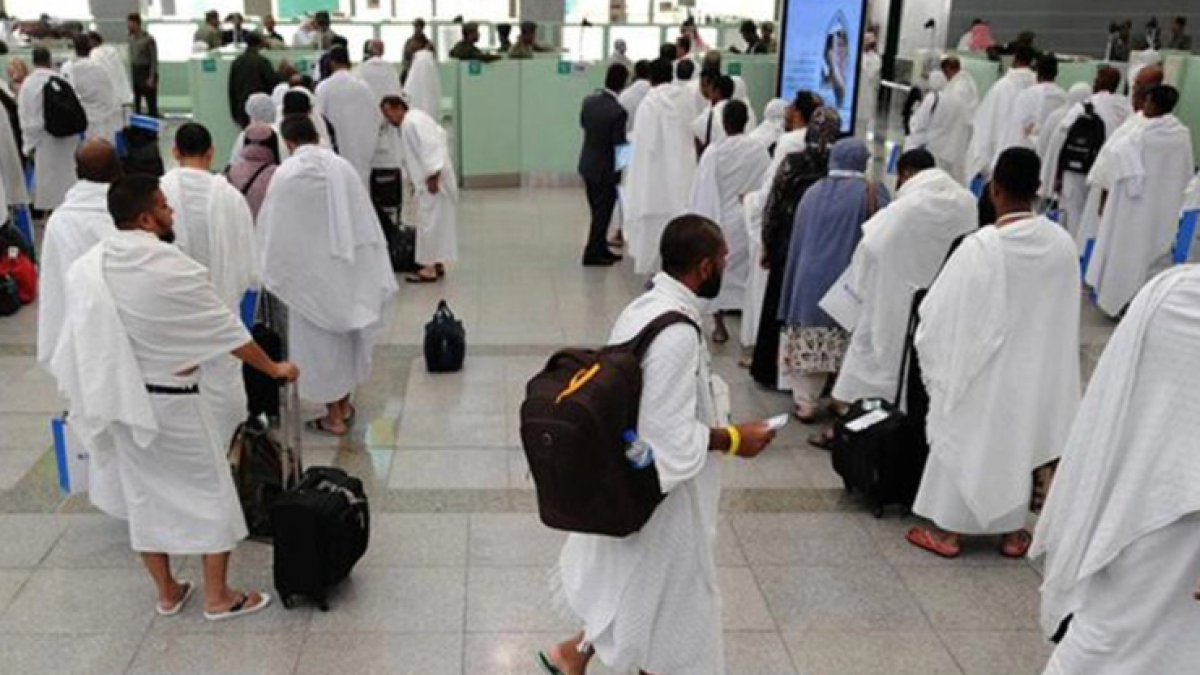 সৌদি পৌঁছেছেন ৪৪৫৭ বাংলাদেশি হজযাত্রী