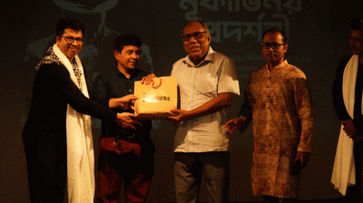 দ্য মামার্সের মঞ্চে মাইম নিয়ে স্মৃতিকাতর কামাল-শুভাশীষ