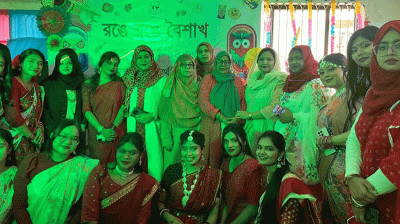 গার্হস্থ্য অর্থনীতি কলেজে বর্ণাঢ্য বর্ষবরণ ও মেলা