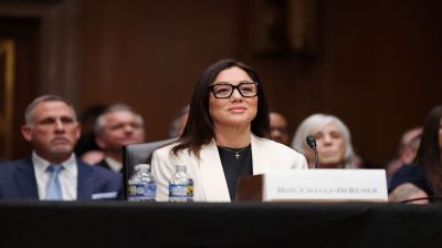 কেলেঙ্কারির মুখে মার্কিন শ্রম সচিব লরি শ্যাভেজের পদত্যাগ