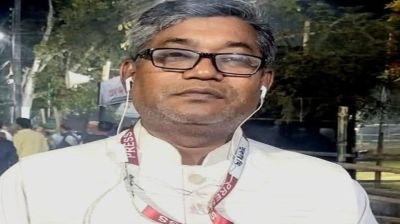 সাংবাদিক আশরাফুল আজাদ  সড়ক দুর্ঘটনায় আহত