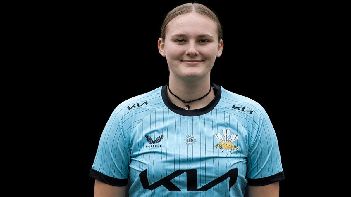 ইংল্যান্ডের নতুন বিস্ময় তিলি কর্টিন-কোলম্যান