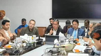 বিনামূল্যে স্কুল ব্যাগ কর্মসূচি: ব্লু কালার ছেলেদের, পিংক মেয়েদের