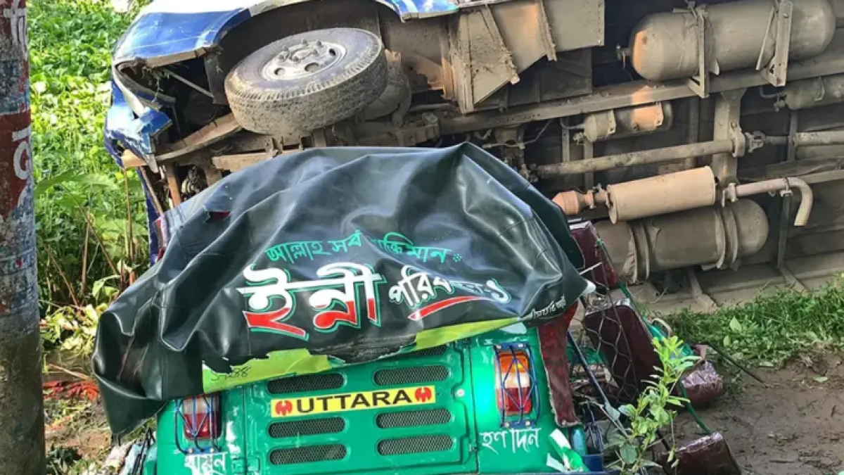 সুনামগঞ্জে বাস-অটোরিকশা সংঘর্ষে নিহত ৫