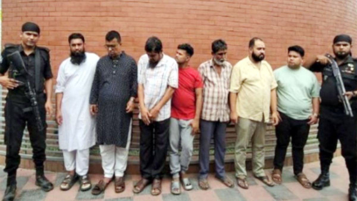 নারায়ণগঞ্জ আঞ্চলিক পাসপোর্ট অফিসে ৭ দালালের কারাদণ্ড