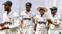 পাকিস্তানের সংগ্রহ ১ উইকেটে ১৭৯