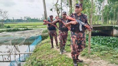 লালমনিরহাটজুড়ে বিজিবির  বাড়তি টহল
