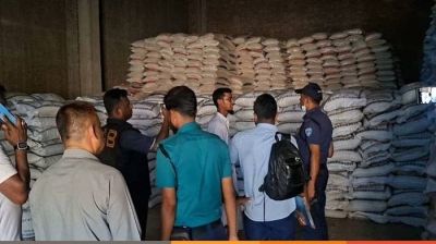 সীতাকুণ্ডে ৫৭৮ টন সরকারি  চাল জব্দ, আটক ১