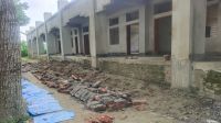নির্মাণাধীন স্কুল ভেঙে  ফেলেছে দুর্বৃত্তরা