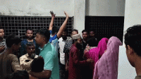 ‘হা হা’ রিঅ্যাক্ট দেওয়াকে কেন্দ্র করে সংঘর্ষে নারীর মৃত্যু