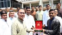 সঠিক দায়িত্ব পালনে কাঙ্ক্ষিত দেশ গড়ে তোলা সম্ভব: প্রধানমন্ত্রী