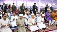 ‎প্রধান জামাতে দেশ-জাতির কল্যাণ ও বিশ্বের নির্যাতিত মুসলিমদের জন্য দোয়া  ‎