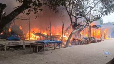 ভূরুঙ্গামারীতে আগুনে পুড়ল শতাধিক  দোকান,