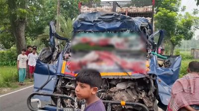 ‎টাঙ্গাইলে ট্রাকে পিকআপের ধাক্কা, নিহত ৪