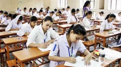 এইচএসসিতে  ছাত্রদের চেয়ে প্রায় ২৬ হাজার বেশি ছাত্রী অংশ নিচ্ছে
