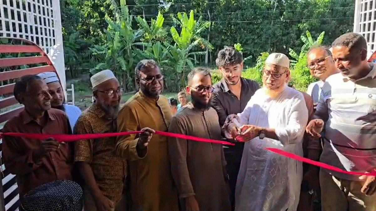 শাকরাইল স্বাস্ব্য সেবা ও বহুমুখী কেন্দ্রের উদ্বোধন