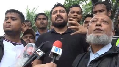 সরকার পারছে না, এখন দোষ দিয়ে লাভ নেই
