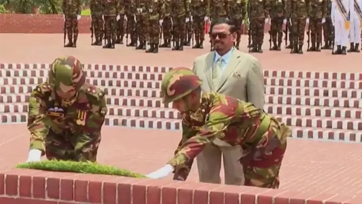জাতীয় স্মৃতিসৌধে ভারপ্রাপ্ত রাষ্ট্রপতির শ্রদ্ধা নিবেদন