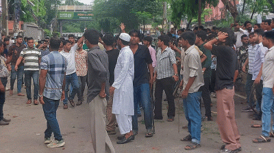 জবিতে ছাত্রদল-ছাত্রশিবির সংঘর্ষ, আহত ১৫