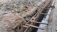 ১০ লাখ টাকার ড্রেনের দেয়ালে ফাটল