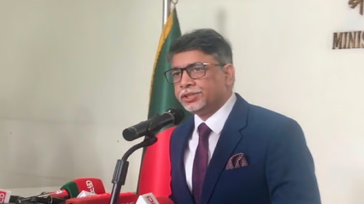 প্রধানমন্ত্রীর দিল্লি সফরের জন্য অনুকূল পরিবেশ চায় ঢাকা