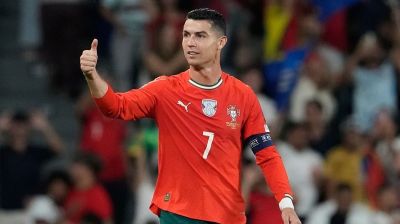 আগামী বছরেই অবসর নেওয়ার ইঙ্গিত রোনালদোর