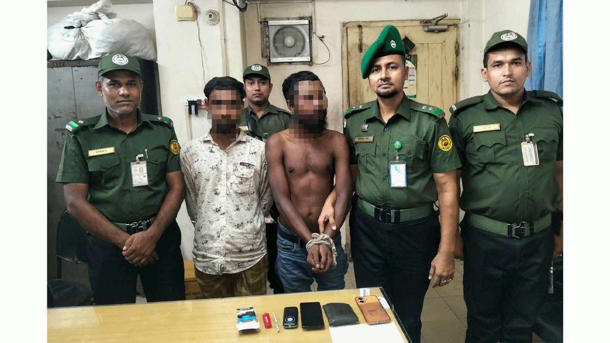 আনসারের অভিযানে জাতীয় হৃদরোগ হাসপাতালে মোবাইল ছিনতাইকারী আটক