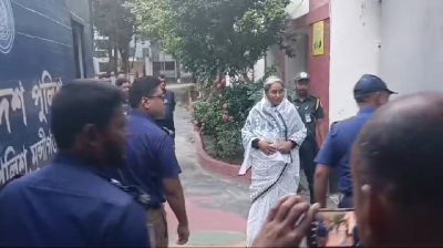 ‎প্যারোলে মুক্তি পেয়ে স্বামীকে শেষ বিদায় জানালেন দীপু মনি  ‎