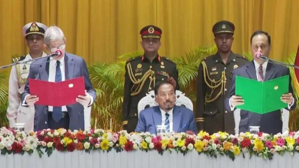 রাষ্ট্রপতি হিসেবে শপথ নিলেন মির্জা ফখরুল