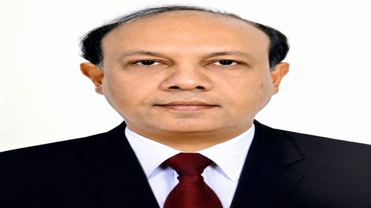 নবনির্বাচিত রাষ্ট্রপতিকে নোবিপ্রবি উপাচার্যের অভিনন্দন
