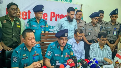 ছাদে মাদক সেবন দেখে ফেলায় চারজনকে হত্যা, আটক ২