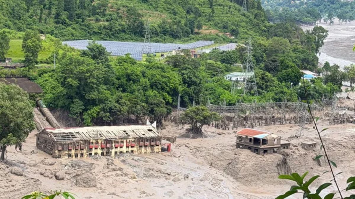 নেপালে তুষারধস ও বন্যায় নিহত ৩১, নিখোঁজ ২৯১ পর্যটক