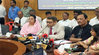 বিদ্যুৎ নিয়ে আমাদের সঙ্গে খেলা করছে আদানি: স্বাস্থ্যমন্ত্রী