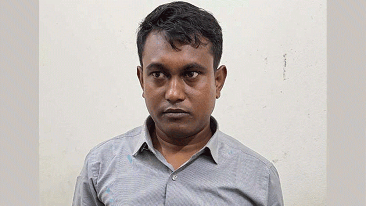 প্রক্সি পরীক্ষার্থী দিয়ে চাকরি লাভের চেষ্টা, আটক ১